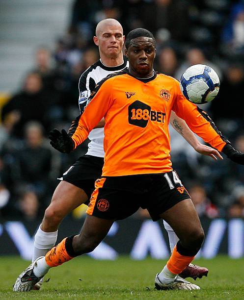 更是一种对 更是一种对