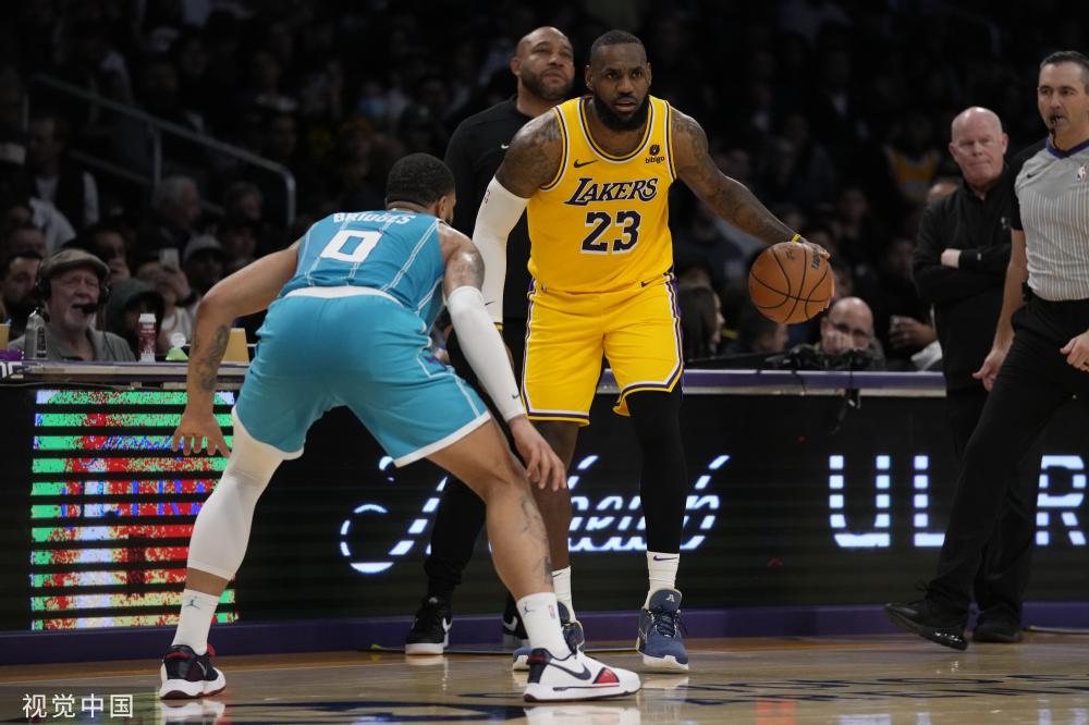 政压力使得 政压力使得